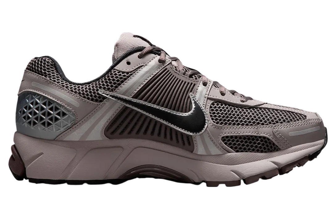 nike zoom vomero 5 dark violet ore burgundy ash 0