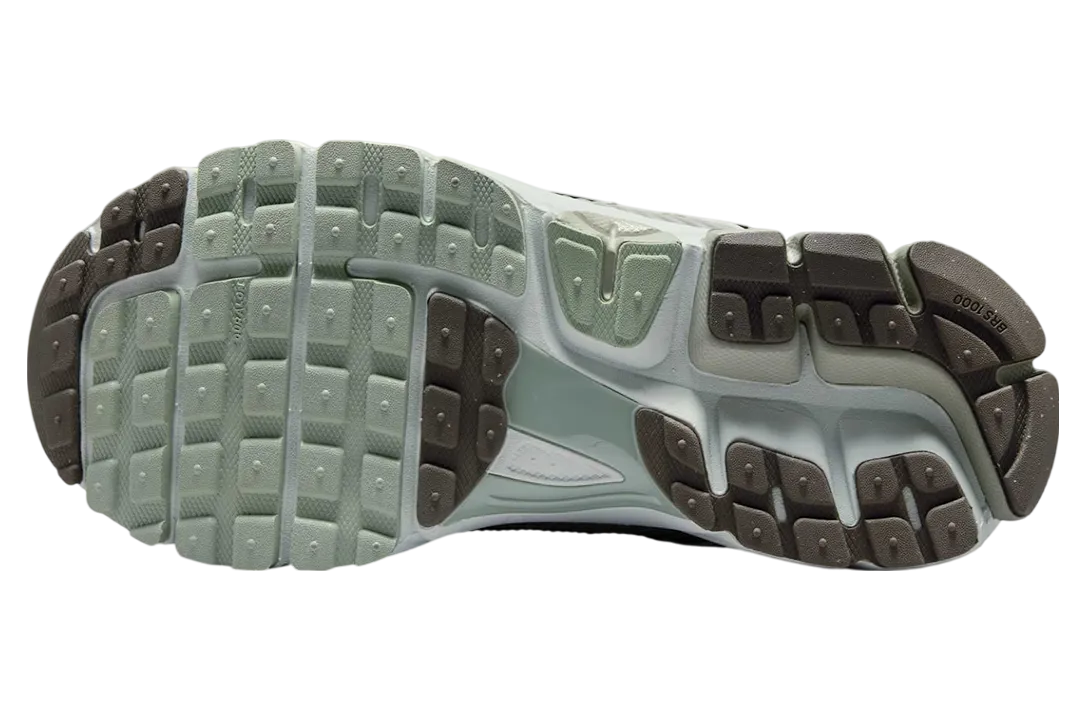 nike zoom vomero 5 light smoke grey 5