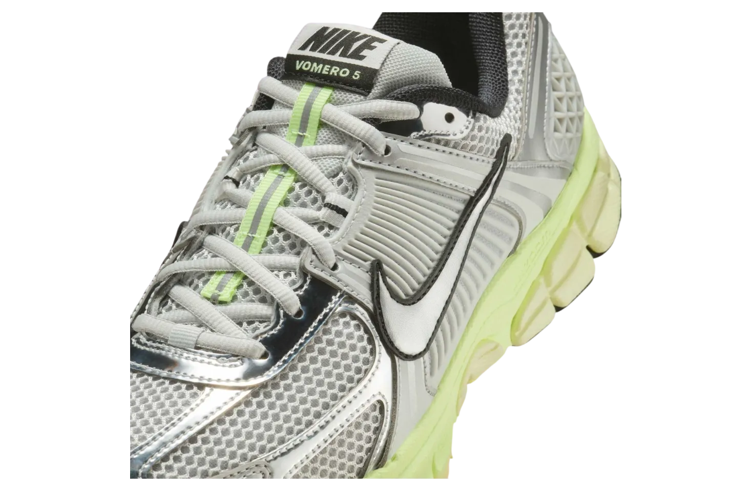 nike zoom vomero 5 metallic silver barley volt 6