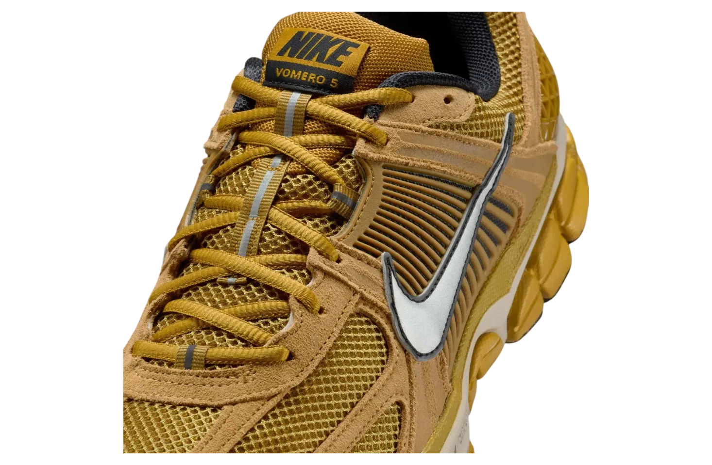 nike zoom vomero 5 ochre flat gold 6