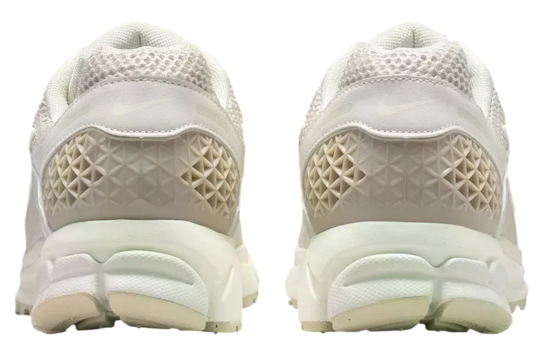 nike zoom vomero 5 phantom cream 4