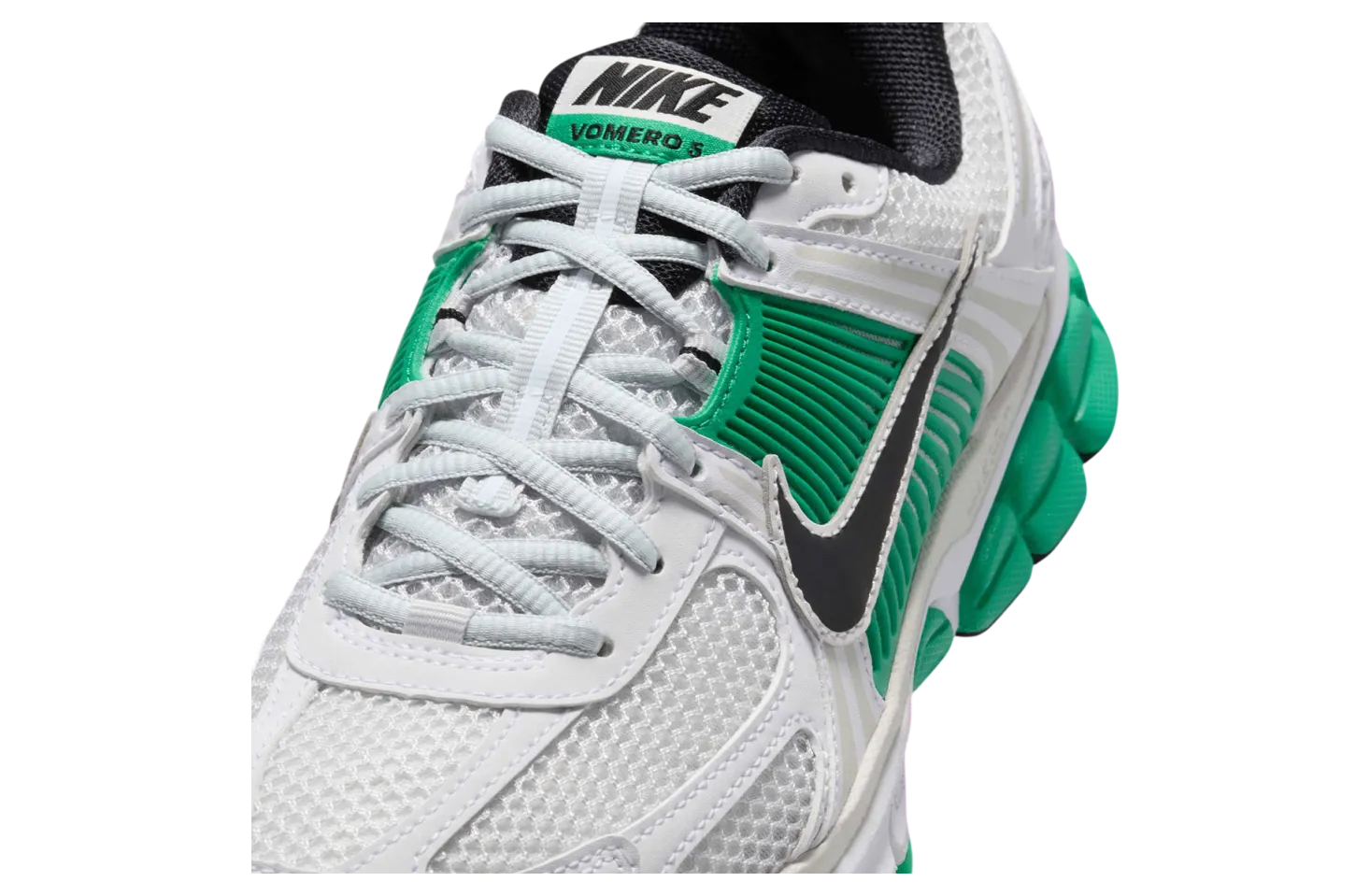 nike zoom vomero 5 white stadium green 4