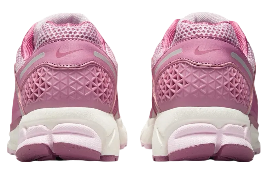 nike zoom vomero 5 wmns elemental pink white 3