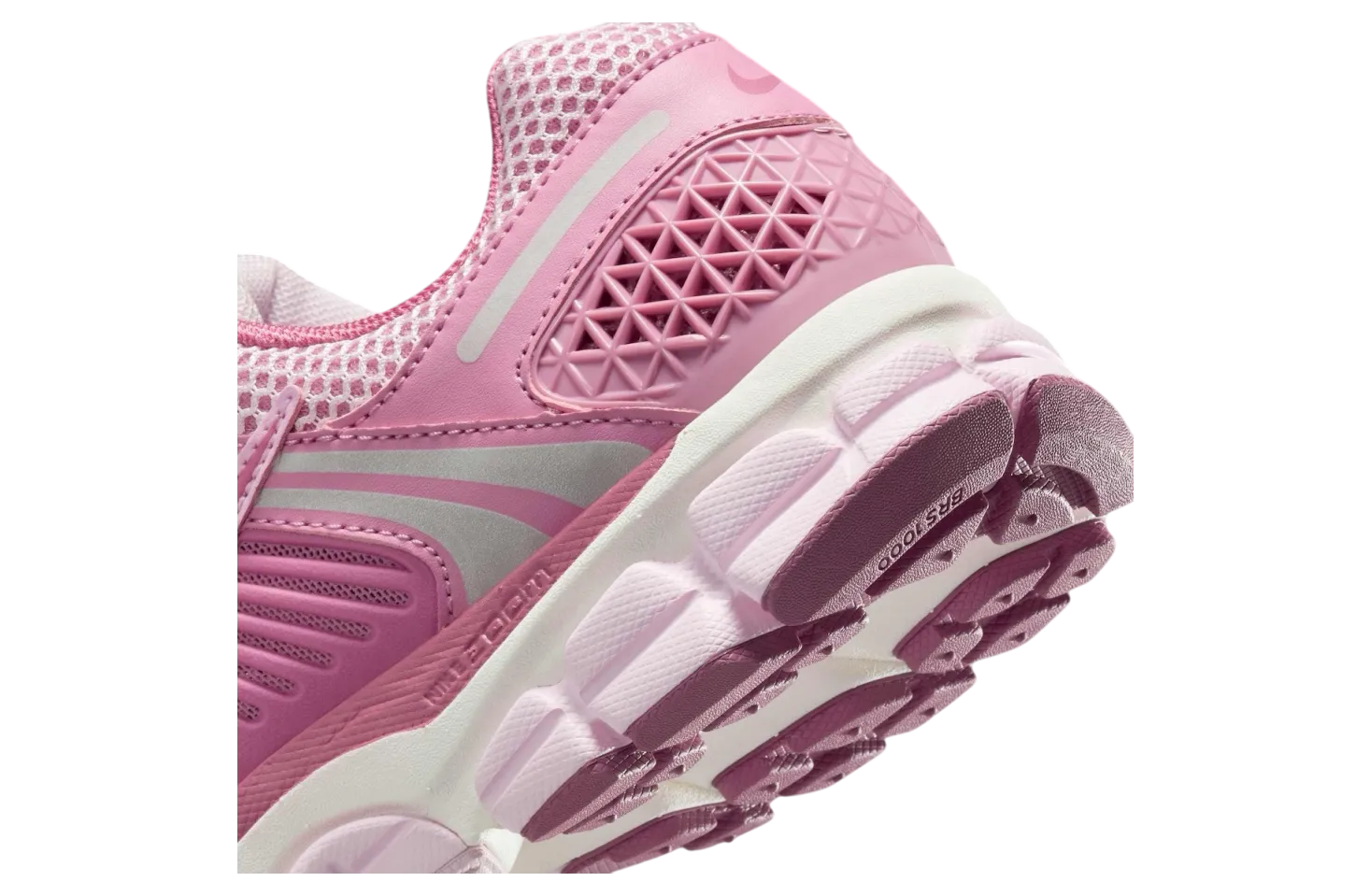 nike zoom vomero 5 wmns elemental pink white 6