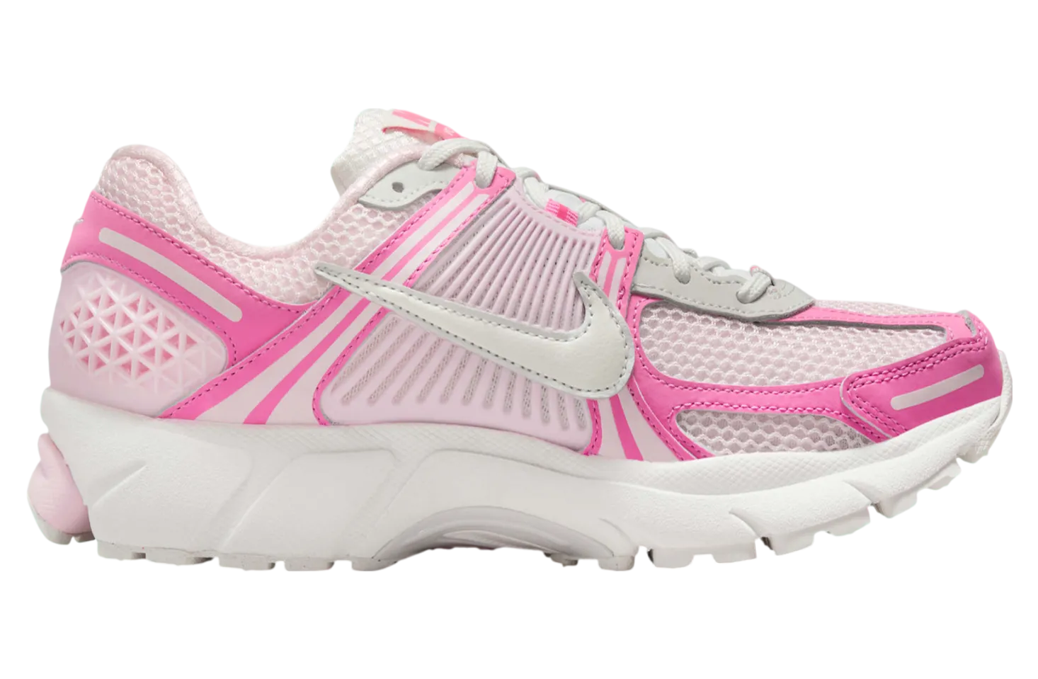 nike zoom vomero 5 wmns hyper pink summit white 1