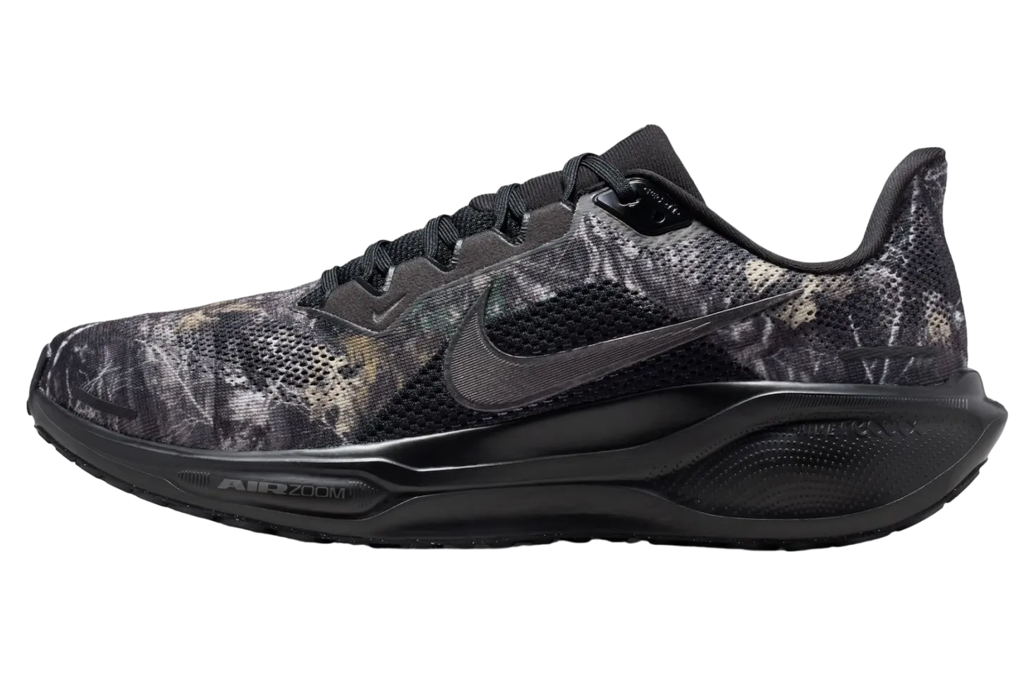 realtree camo lands on the nike pegasus 41dark smoke grey metallic dark grey