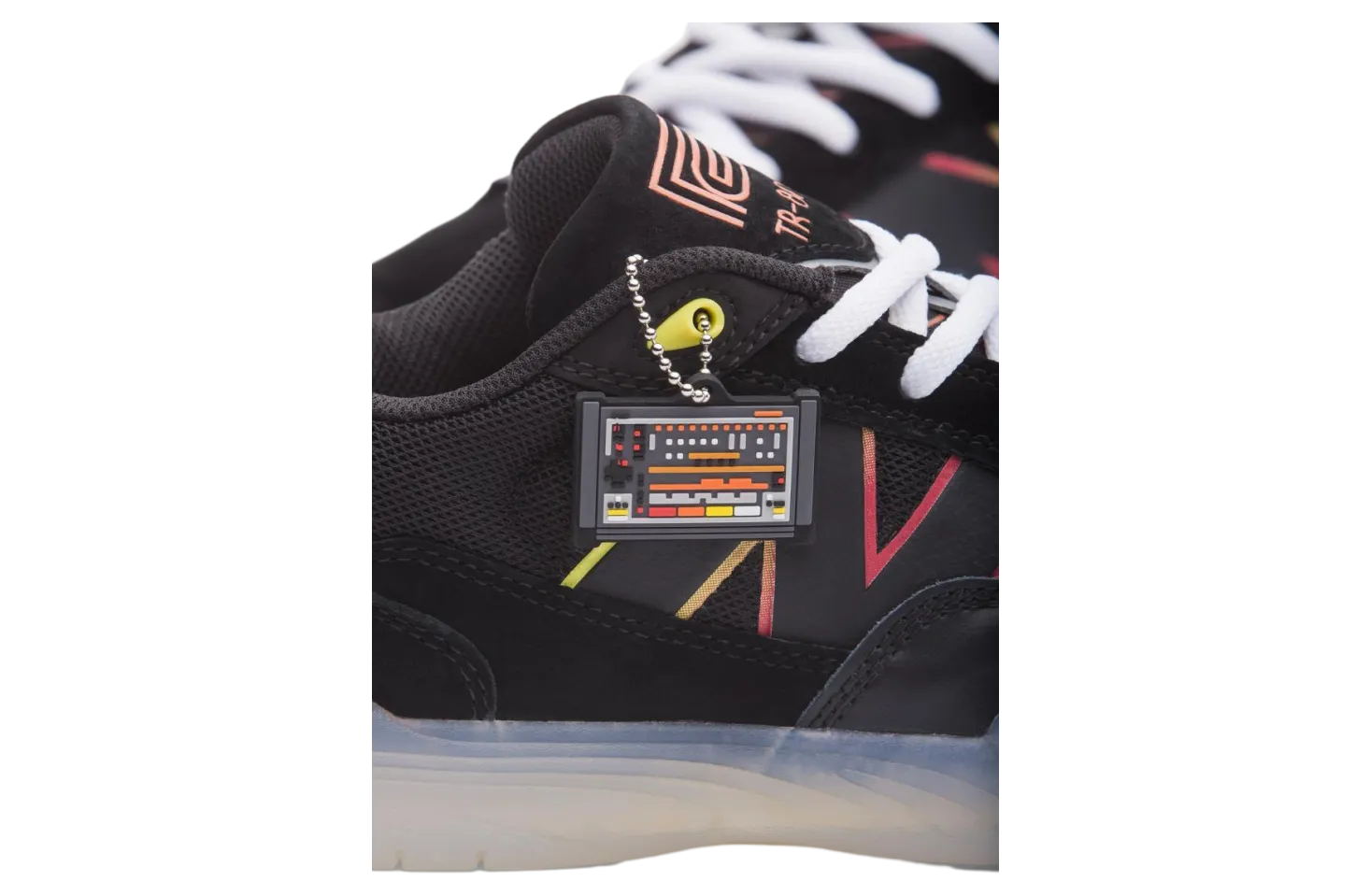 roland x new balancetiago lemos 808 2