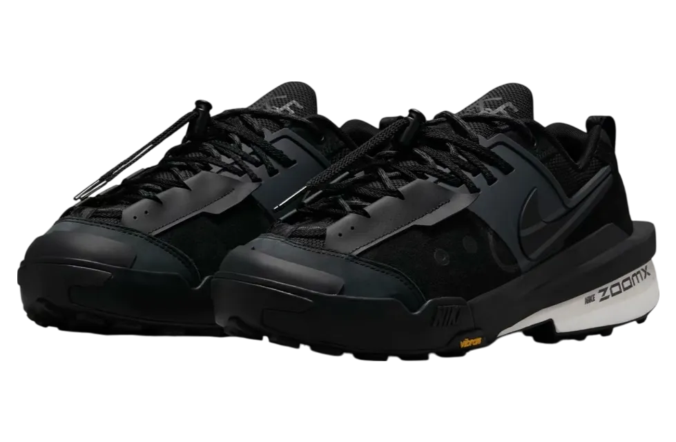 sacai x nike zegamadome sp black anthracite 0