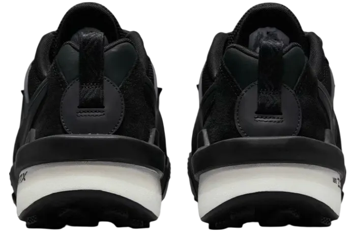 sacai x nike zegamadome sp black anthracite 4