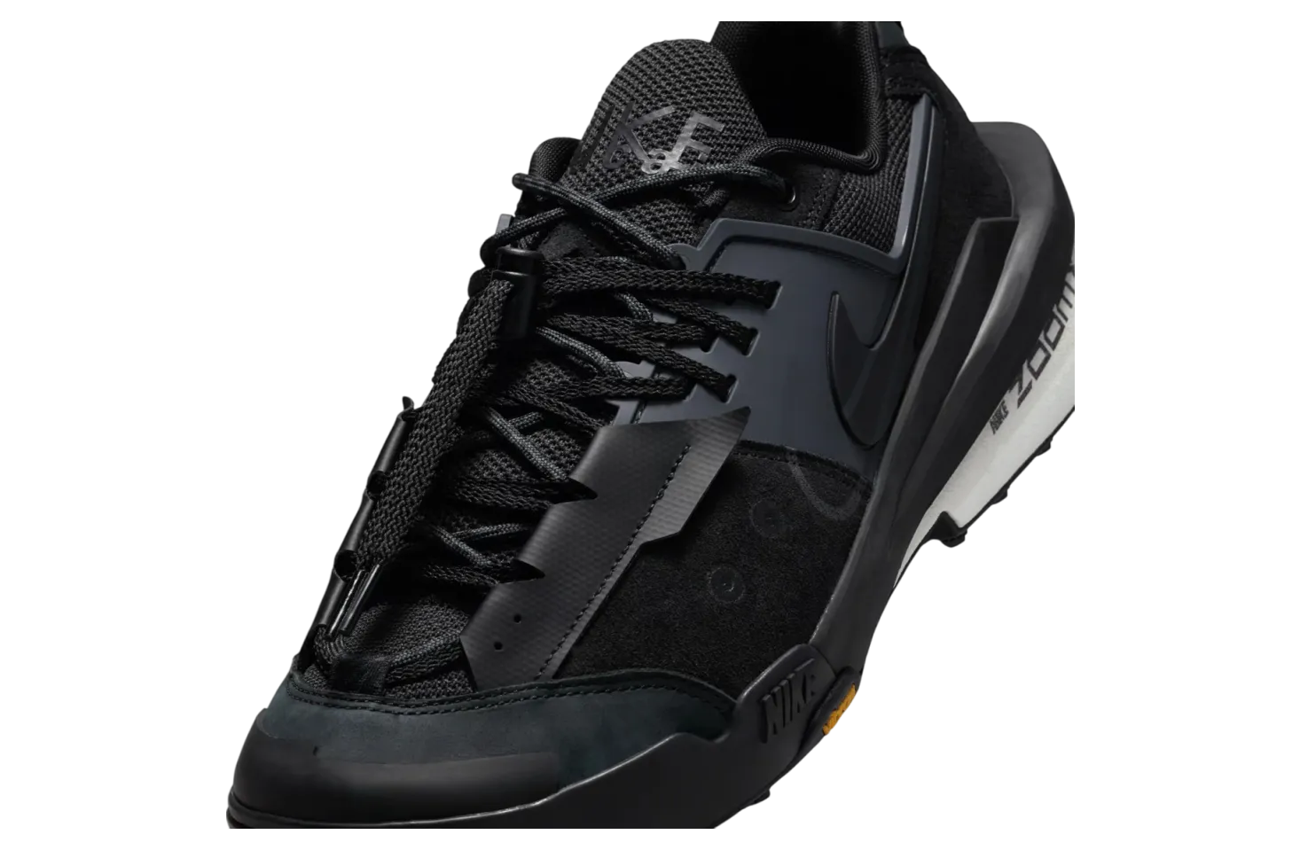 sacai x nike zegamadome sp black anthracite 6