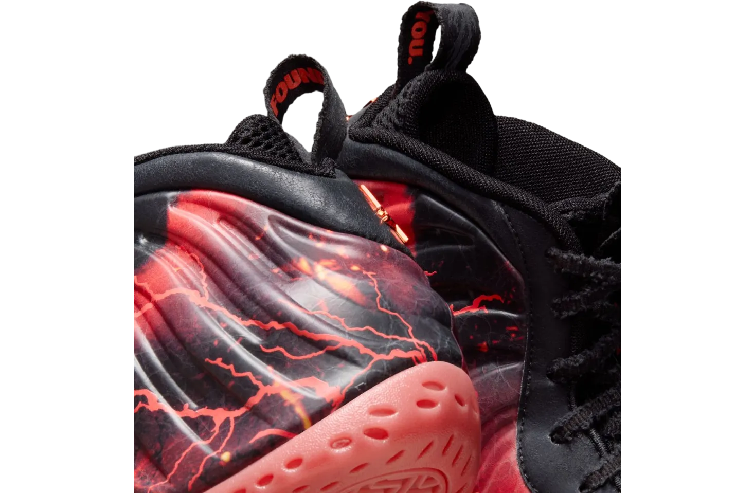 stranger things x nike air foamposite one 7