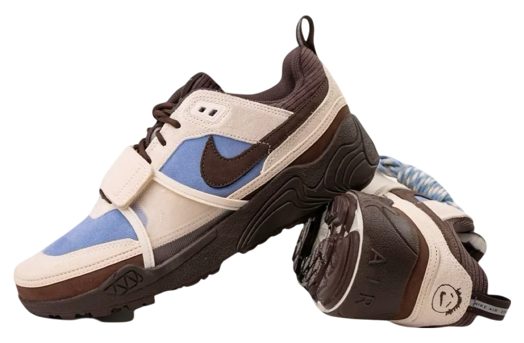 travis scott x nike zoom field jaxx leche blue 1