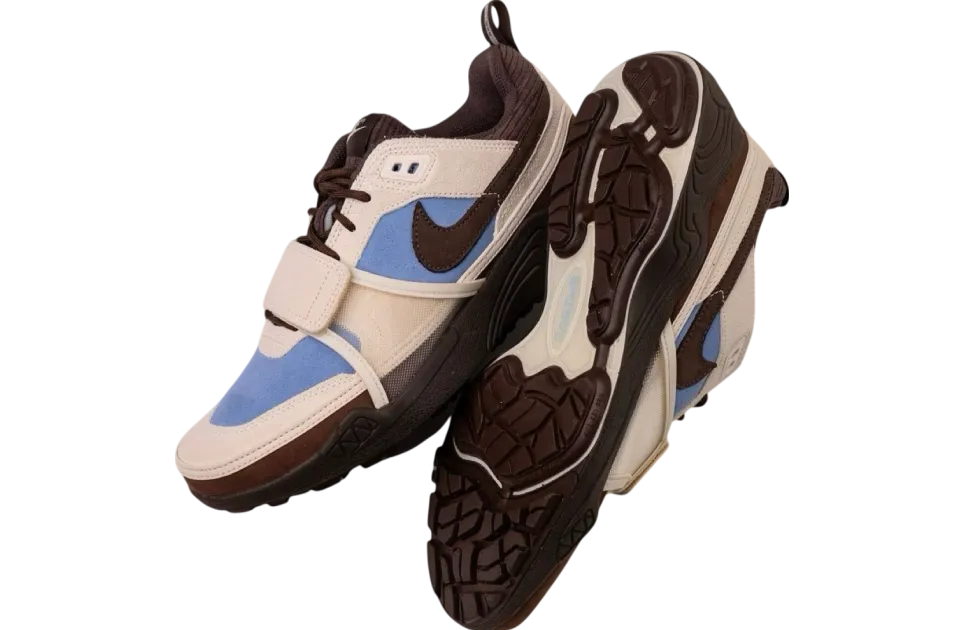 travis scott x nike zoom field jaxx leche blue 3
