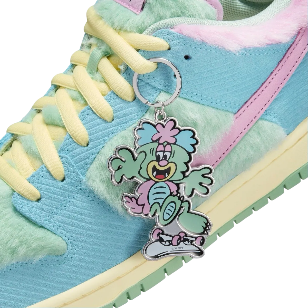verdy x nike sb dunk low visty 6