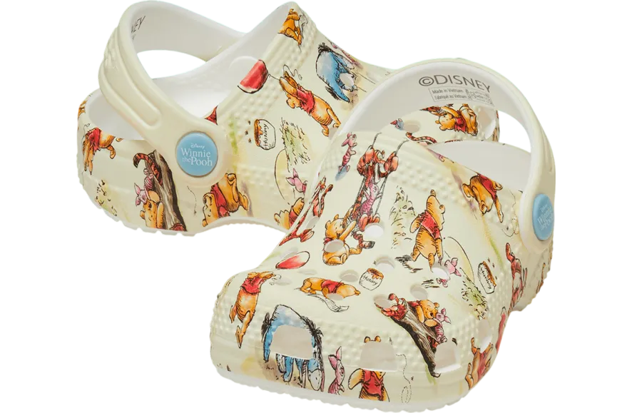 winnie the pooh x crocs classic clog gs 0